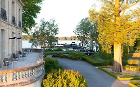 Château Grattequina Hôtel